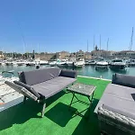 船屋 Houseboat Bluseadream Dolphin 2 *