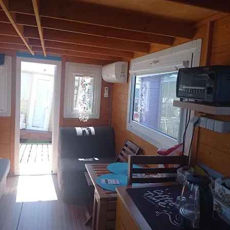 Houseboat Bluseadream Alghero ספינת מלון