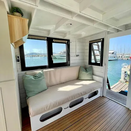 Houseboat Bluseadream Dolphin 2 * ألغيرو