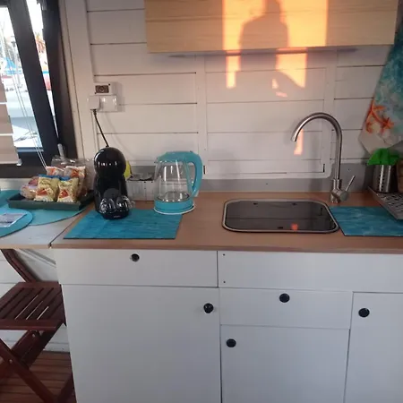 Botel Houseboat Bluseadream Dolphin 2 Alghero