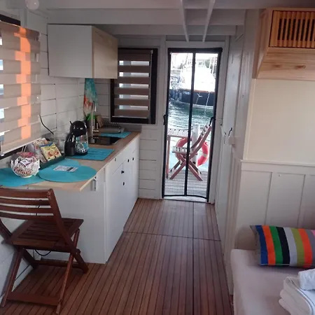 Houseboat Bluseadream Dolphin 2 Botel Alghero