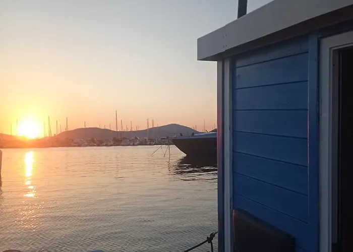 Houseboat Bluseadream Dolphin 2 Botel Alghero
