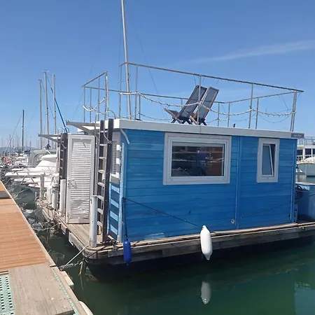 Houseboat Bluseadream Alghero 阿尔盖罗
