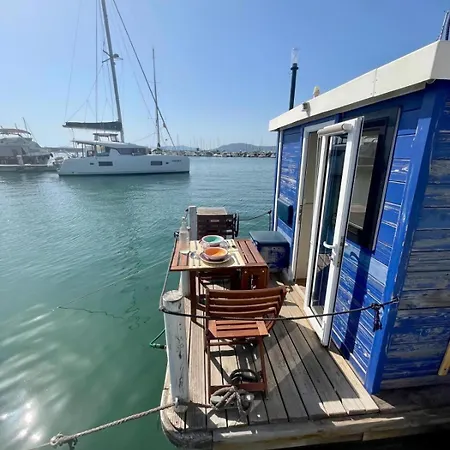 Houseboat Bluseadream Dolphin 2